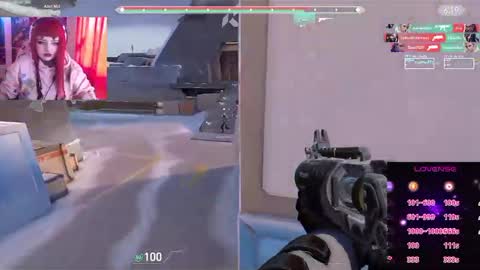 Snapshot of linddamortt chatting on 11.26.25 CatalinaANIDEA online show from 11.26.25