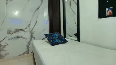  Lindsey  online show from 02.12.26