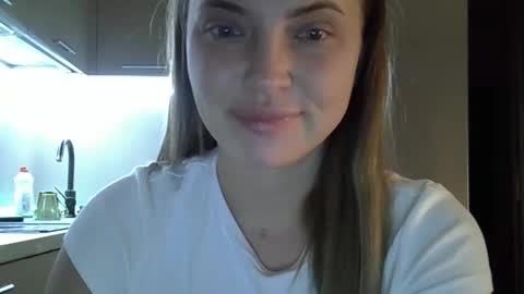 Anna online show from 10.27.25