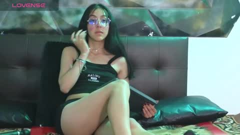 Snapshot of ling_ling24 chatting on 01.11.25 ling ling24 online show from 01.11.25