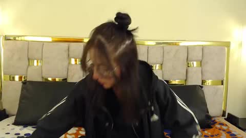 Snapshot of ling_ling24 chatting on 03.11.25 ling ling24 online show from 03.11.25