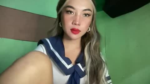 linkingqueens online show from 12.14.25