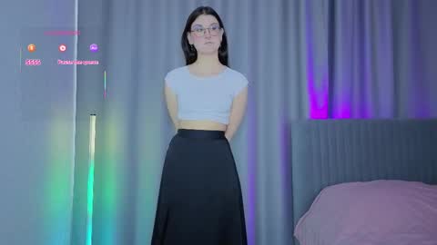 Snapshot of linna4kiss chatting on 10.09.25 Linna online show from 10.09.25