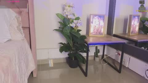 Snapshot of linoshka_1 chatting on 07.17.26 Luciana online show from 07.17.26