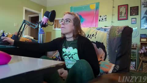 Snapshot of linzy19 chatting on 03.12.25 Linzy19 online show from 03.12.25