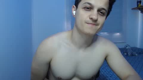 Snapshot of lioncluess chatting on 10.19.25 Lion Cluess online show from 10.19.25