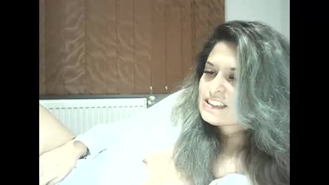 lionessmom online show from 11.18.25