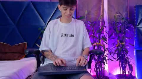 LION FOSTER online show from 12.18.25