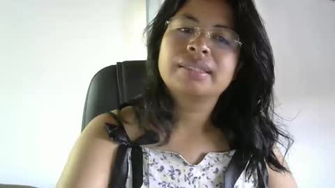 liora online show from 03.30.26