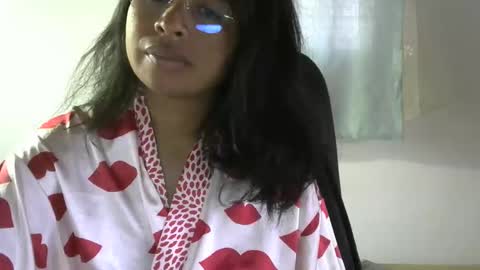 liora online show from 04.20.26