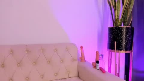 Liorah wolf online show from 02.12.26