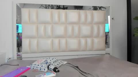 Snapshot of liorah_wolf chatting on 05.29.26 Liorah wolf online show from 05.29.26