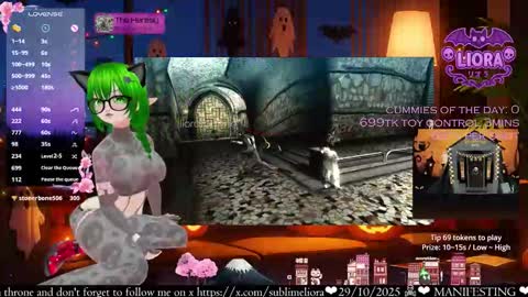 Snapshot of liorasublime chatting on 10.30.25 im Liora uwu online show from 10.30.25