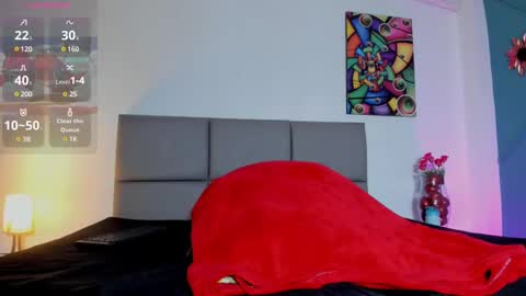 Snapshot of lirioswiitt_ chatting on 02.13.25 lirius online show from 02.13.25