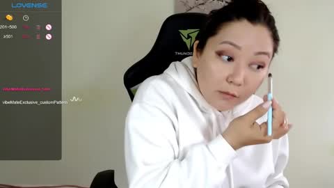 Snapshot of lisa_______ chatting on 05.22.26 Lisa Harris online show from 05.22.26
