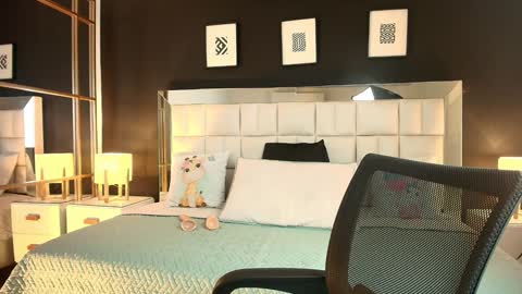 Lisa online show from 01.29.25