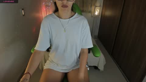 Lisa  online show from 01.11.26