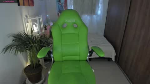 Lisa  online show from 02.28.26