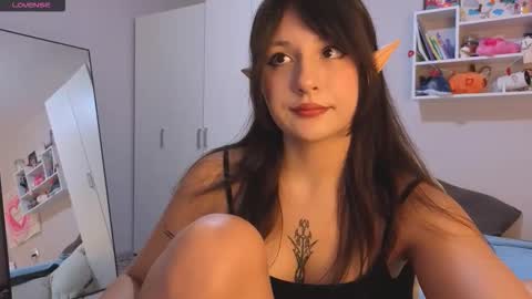 Lisa online show from 10.23.25