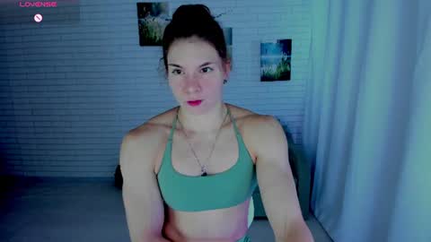 Snapshot of lisa_ree_ chatting on 07.26.26 lisa online show from 07.26.26