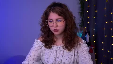  Lisa  online show from 11.11.25