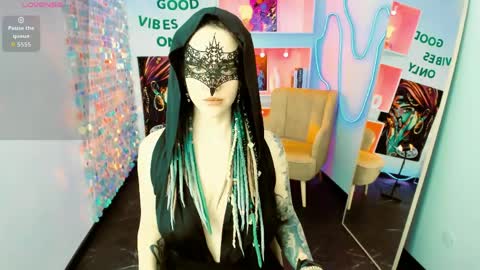 Lisa online show from 04.01.26