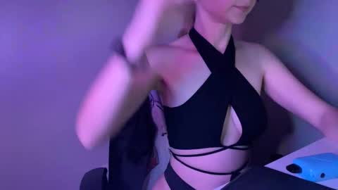 Snapshot of lisafrazier chatting on 09.09.25 Lisa online show from 09.09.25