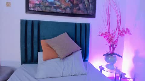 Snapshot of lisahadwiin chatting on 12.12.24 LisaHadwiin online show from 12.12.24