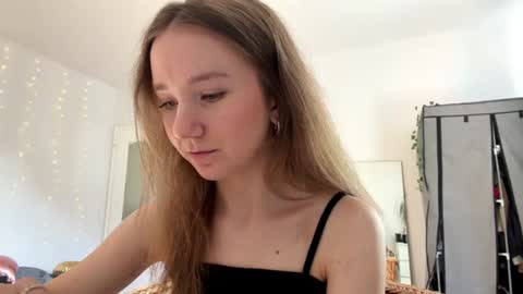 lisasmall online show from 06.14.26