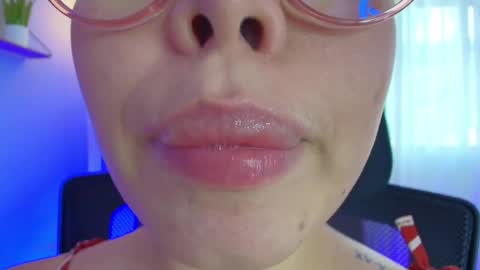 Lisbet online show from 02.07.25