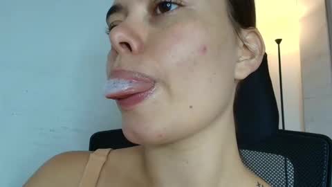 Lisbet online show from 09.29.25