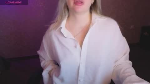 Anna online show from 04.03.26