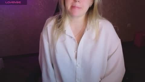 Snapshot of lisenok26 chatting on 07.18.26 Anna online show from 07.18.26