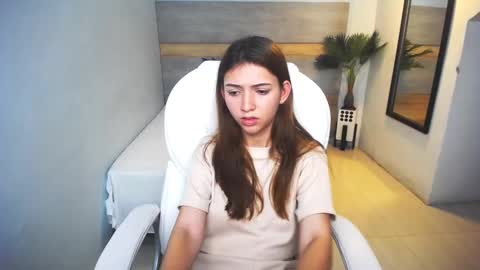 Liseth Fox online show from 12.12.24