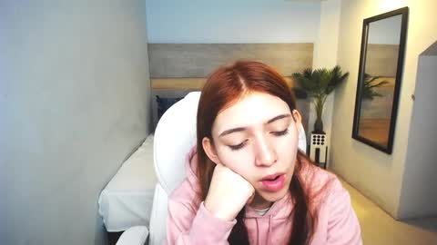 Liseth Fox online show from 12.23.24