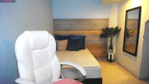 Liseth Fox online show from 01.04.25