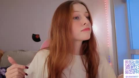 Snapshot of lisiasweet chatting on 05.12.26 Lika online show from 05.12.26