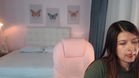 Snapshot of liss_black chatting on 01.06.25 Andrea online show from 01.06.25