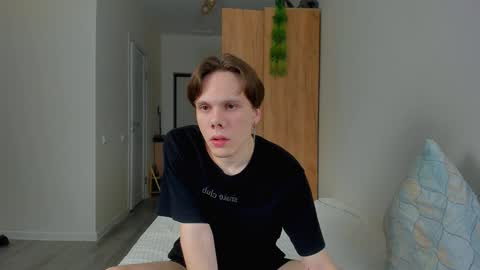 Snapshot of lissa_alfie chatting on 12.25.24 Alfie online show from 12.25.24