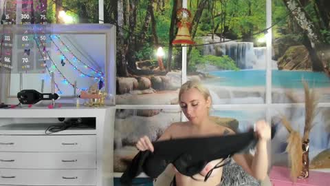 Lissa online show from 12.12.24