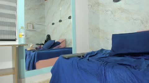 Snapshot of lissa_harris_ chatting on 12.23.24 Lisa online show from 12.23.24