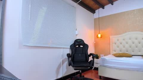 L I S S A  online show from 03.12.25