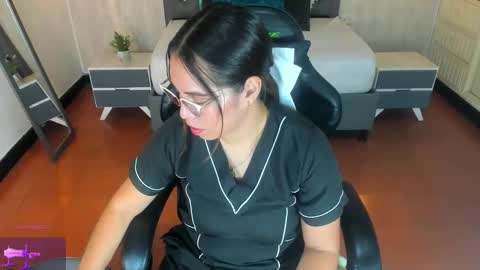 L I S S A  online show from 11.15.25