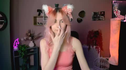 Snapshot of lissa_veils chatting on 05.22.26 lissa online show from 05.22.26