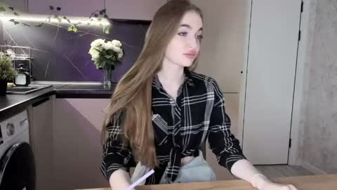 Lissa online show from 04.22.26