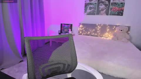 Snapshot of lissameoww chatting on 10.17.25 lissameoww online show from 10.17.25