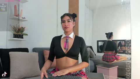 Snapshot of lissawild_ chatting on 12.12.24 ss  online show from 12.12.24