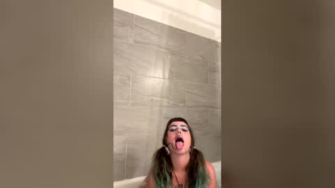 lissylou123 online show from 04.07.26