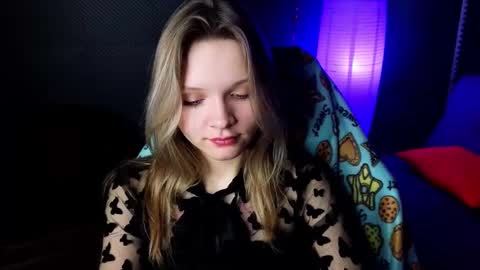 Lena online show from 02.23.25