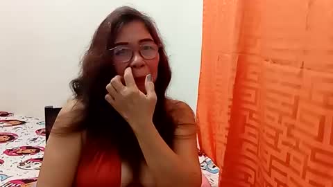 Snapshot of litamilf14 chatting on 11.22.25 litamilf14 online show from 11.22.25